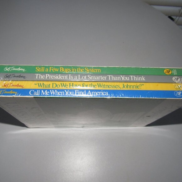 Doonesbury Classics Boxed Set (4 Paperback Books, G.B. Trudeau, Vintage 1980) - Picture 2 of 3